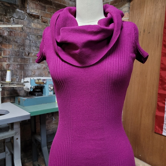 Fuschia pink Knit cowl body con dress - Picture 3 of 6